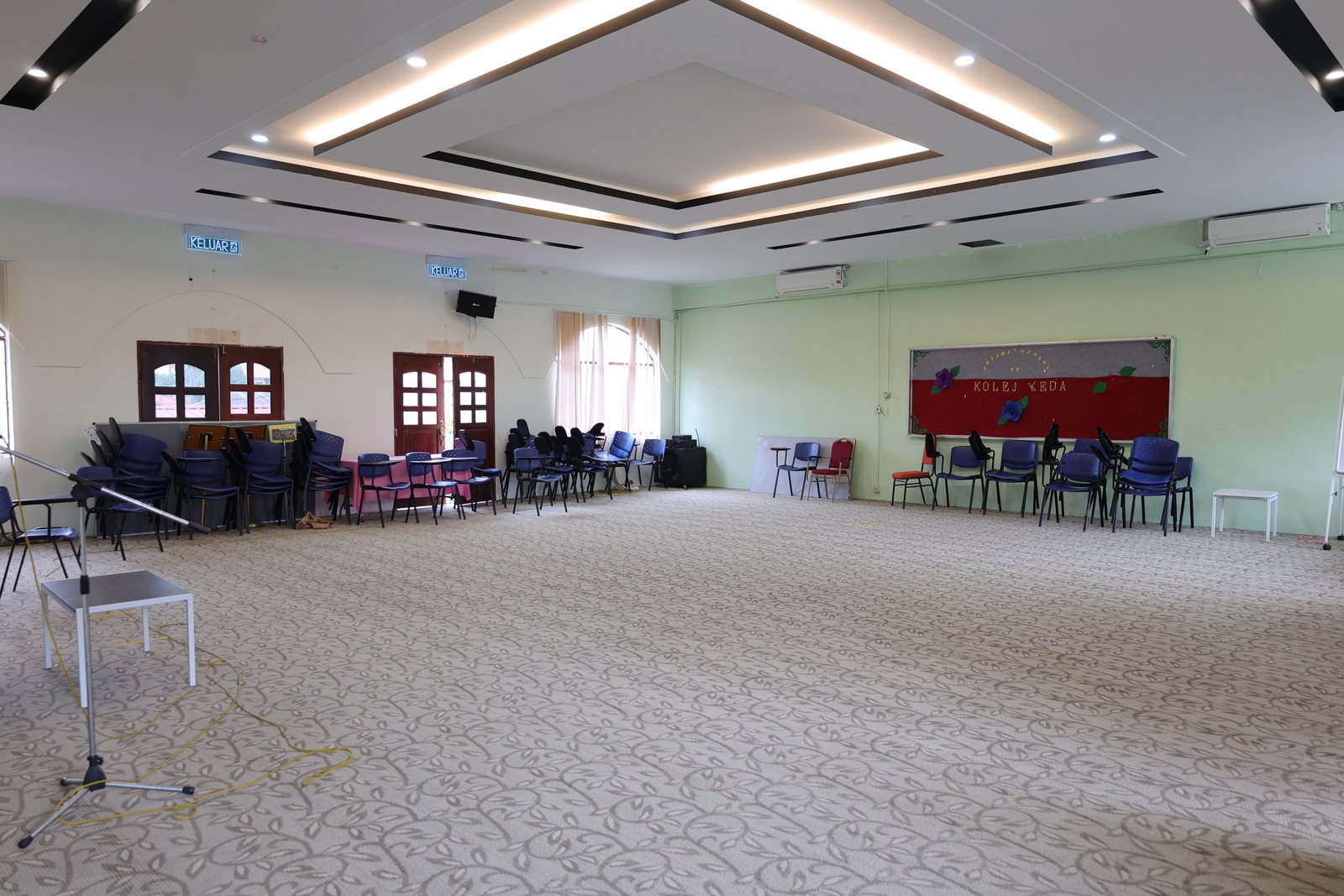 BILIK KULIAH NUR